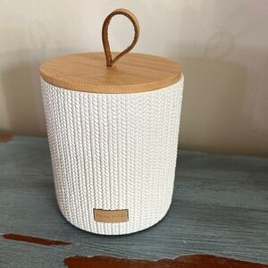 Mama’s Junk Candle